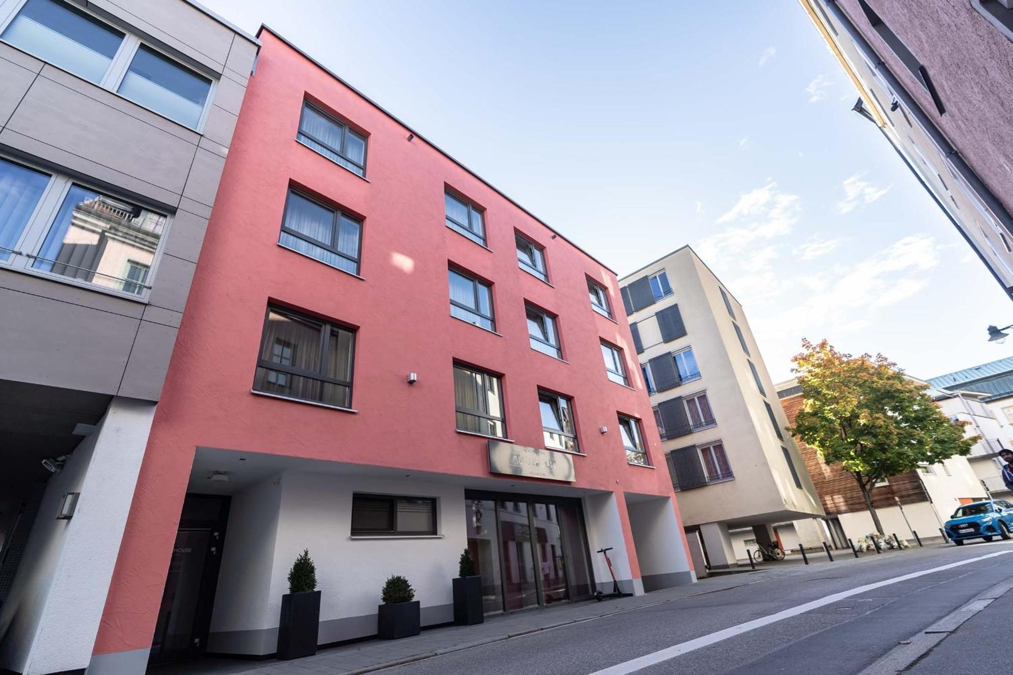 Altstadthotel Guesthouse Die Galerie Ингольштадт Экстерьер фото