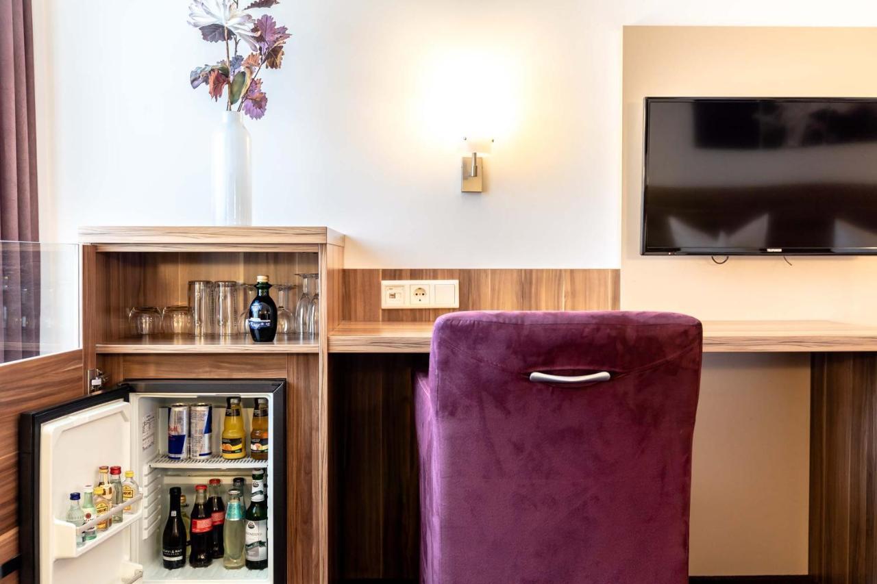 Altstadthotel Guesthouse Die Galerie Ингольштадт Экстерьер фото